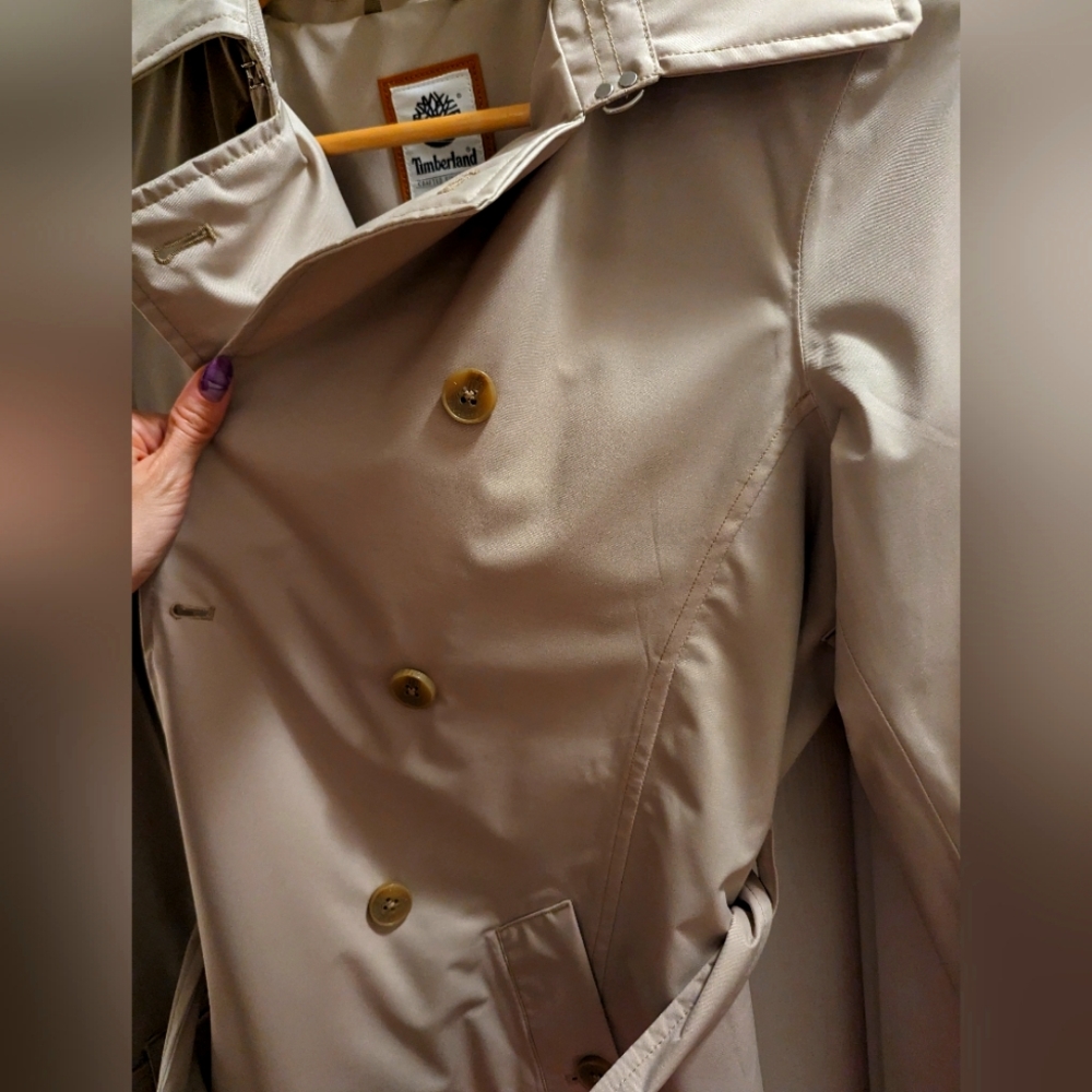 Timberland XS tan trenchcoat